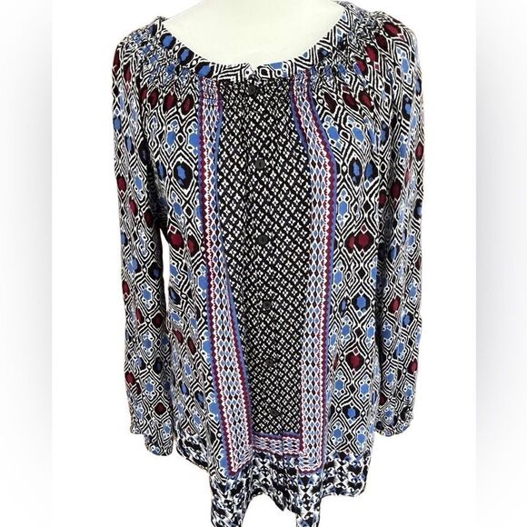 Chelsea & Theodore 100% rayon button front long sleeved patterned tunic, size S - Picture 1 of 6